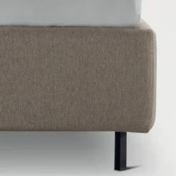 Scopri il prezzo del letto Bianca con bottoni nell'immagine