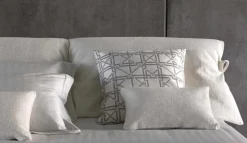 Scopri il prezzo di questo letto Nathalie di Flou