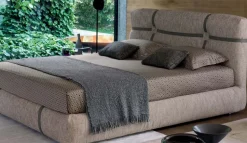 Scopri il prezzo di questo letto New  bond di Flou