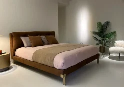 Scopri il prezzo di questo letto Viktor di Baxter