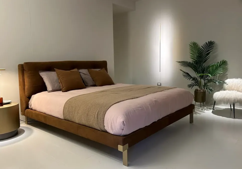 Scopri il prezzo di questo letto Viktor di Baxter