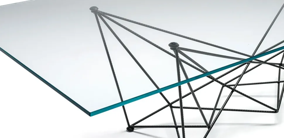 Scopri il prezzo esclusivo del tavolo Gordon Cattelan Italia!