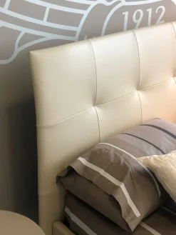 Scopri il prezzo riservato di questo letto Aurora due di Poltrona frau