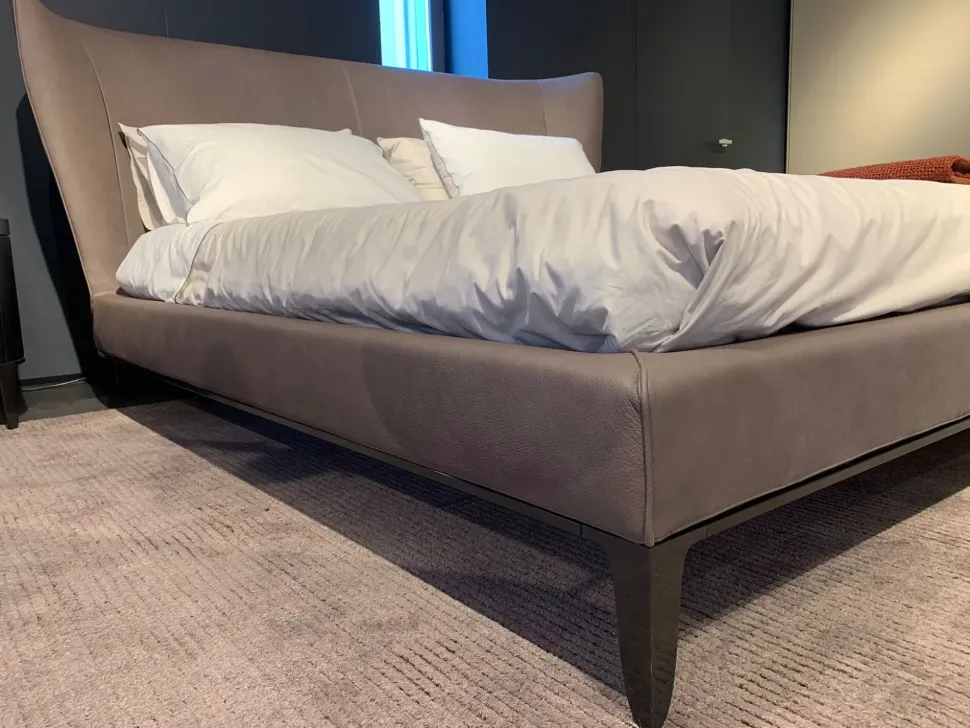 Scopri il prezzo riservato di questo letto Gentleman di Poliform