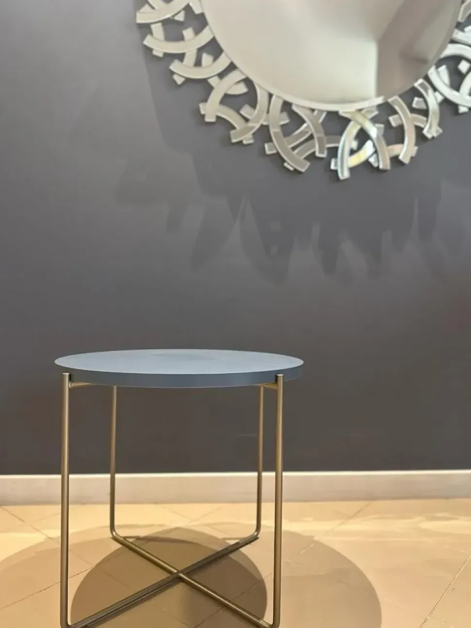 Scopri il Tavolino Even di Maronese acf a prezzo scontato! Un design unico per arredare con stile.