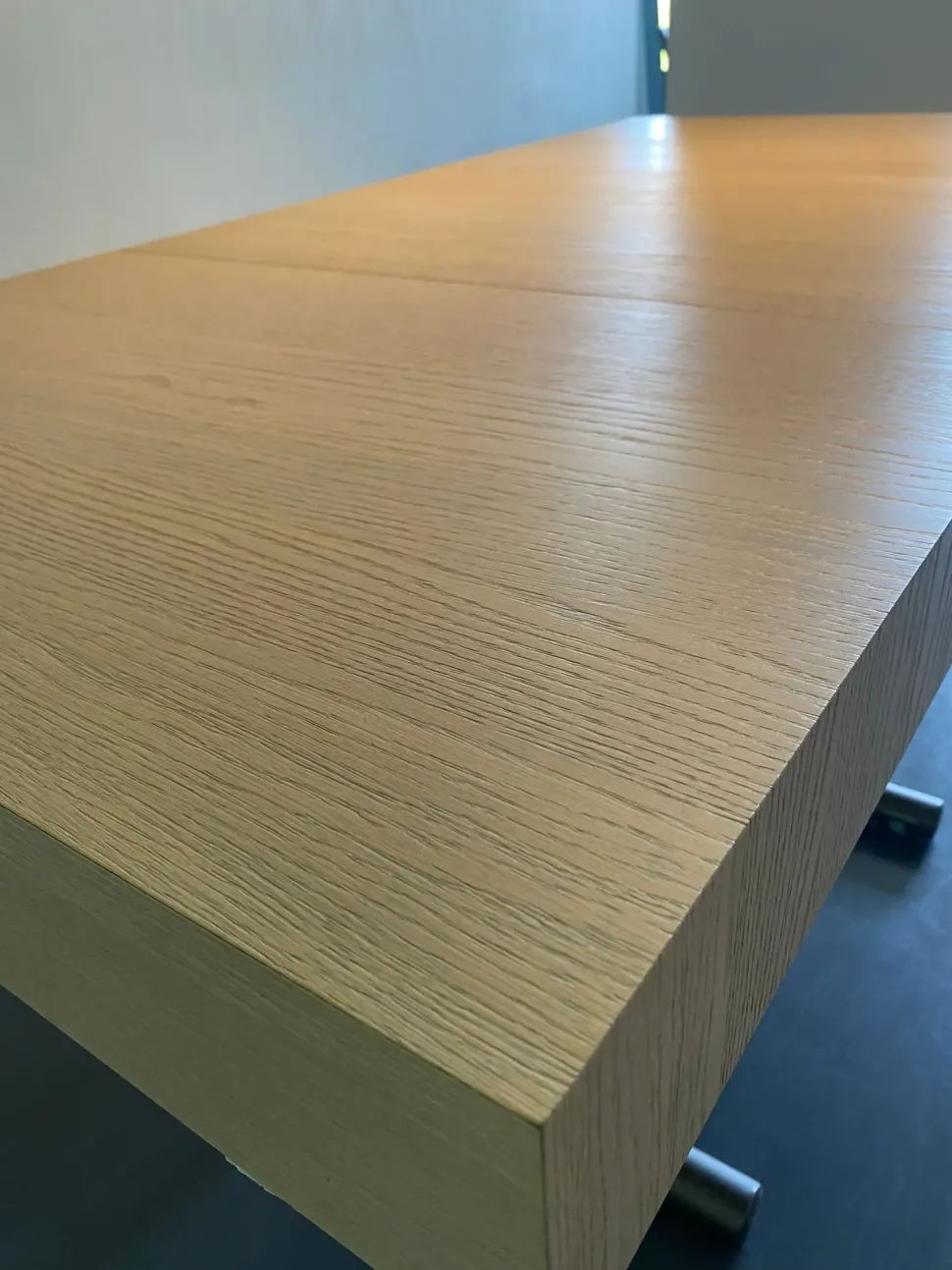 Scopri il Tavolo Allungabile Calypso Altacom, perfetto per arredare il tuo studio! Disponibile.