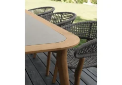 Scopri il Tavolo Moon Teak Talenti da giardino a prezzo Outlet!