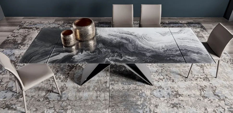 Scopri il Tavolo Premier Crystalart Drive di Cattelan Italia. Richiedi il prezzo!