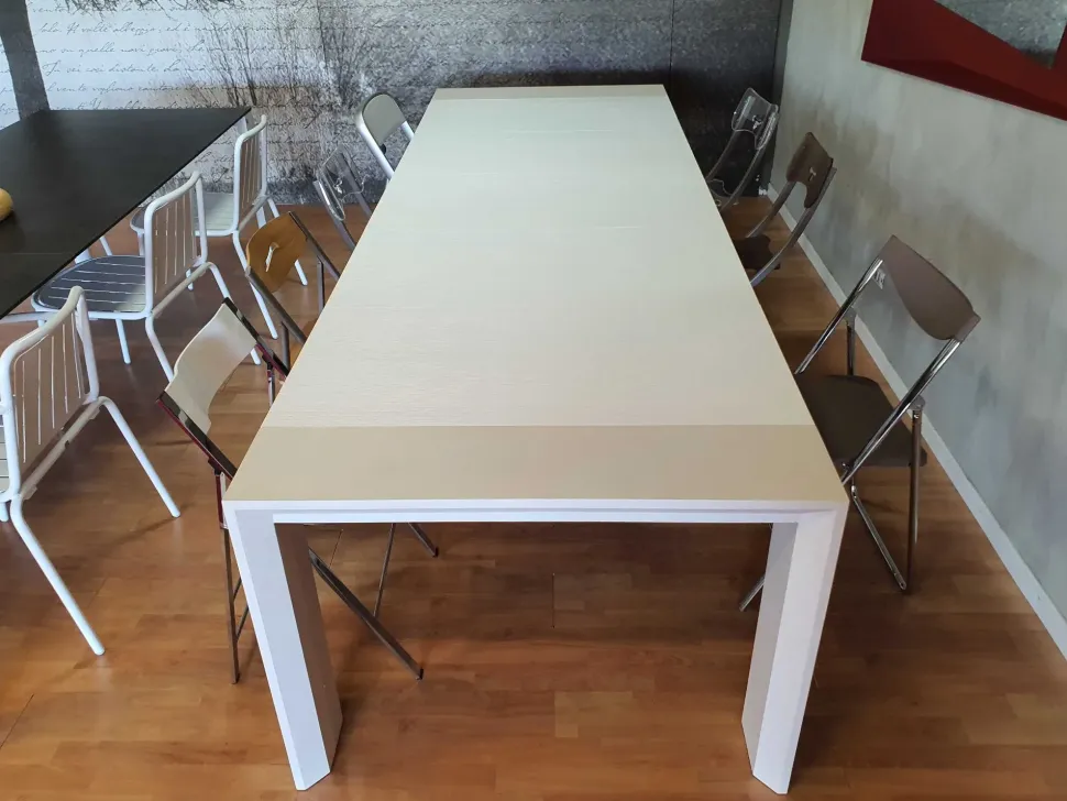 Scopri la consolle Golia Ozzio a prezzi outlet