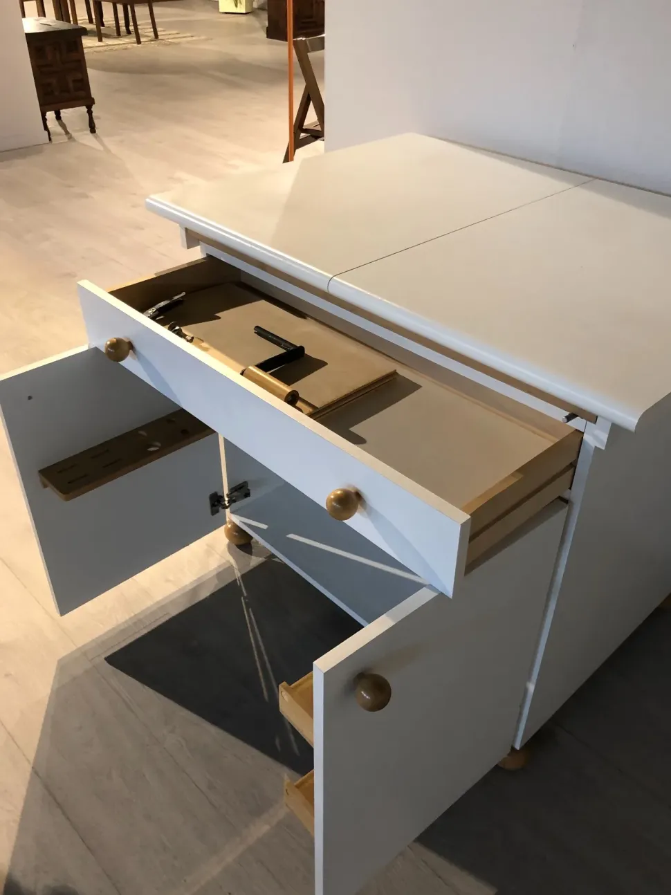 Scopri la Consolle Nonna Pina Effequattro scontata del 70%!