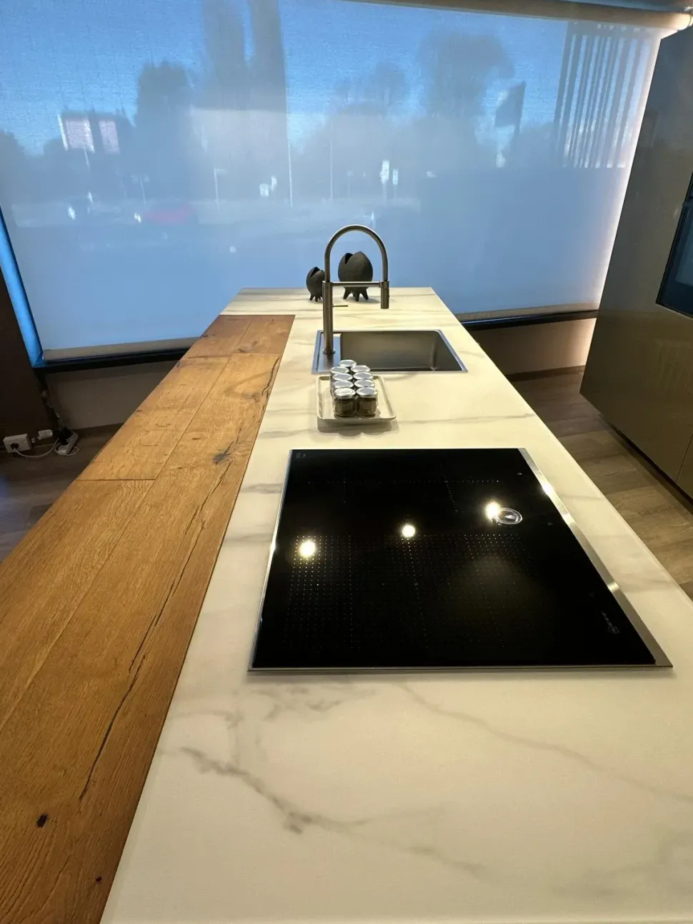 Scopri la cucina Cucina 36e8 di Lago in OFFERTA OUTLET