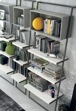 Scopri la libreria Movida firmata Tomasella