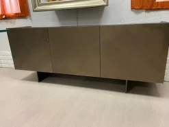 Scopri la madia Coated di Tonin Casa: prezzi outlet!