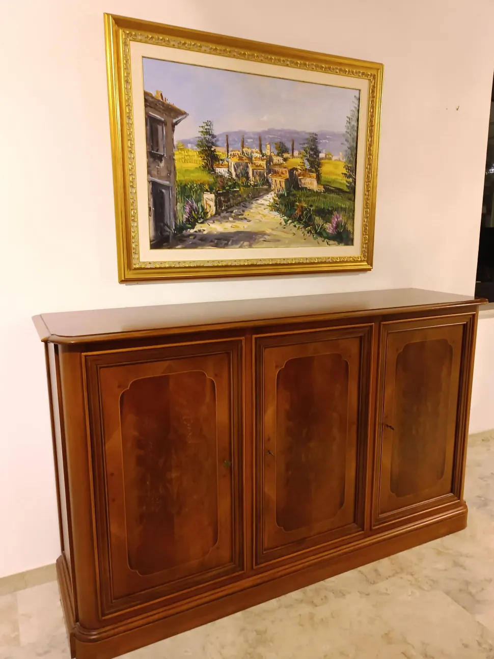 Scopri la Madia in noce Artigianale, stile classico, -48%!