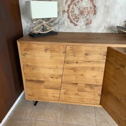 Scopri la Madia Prura di Artigianale in stile moderno scontata -62%!