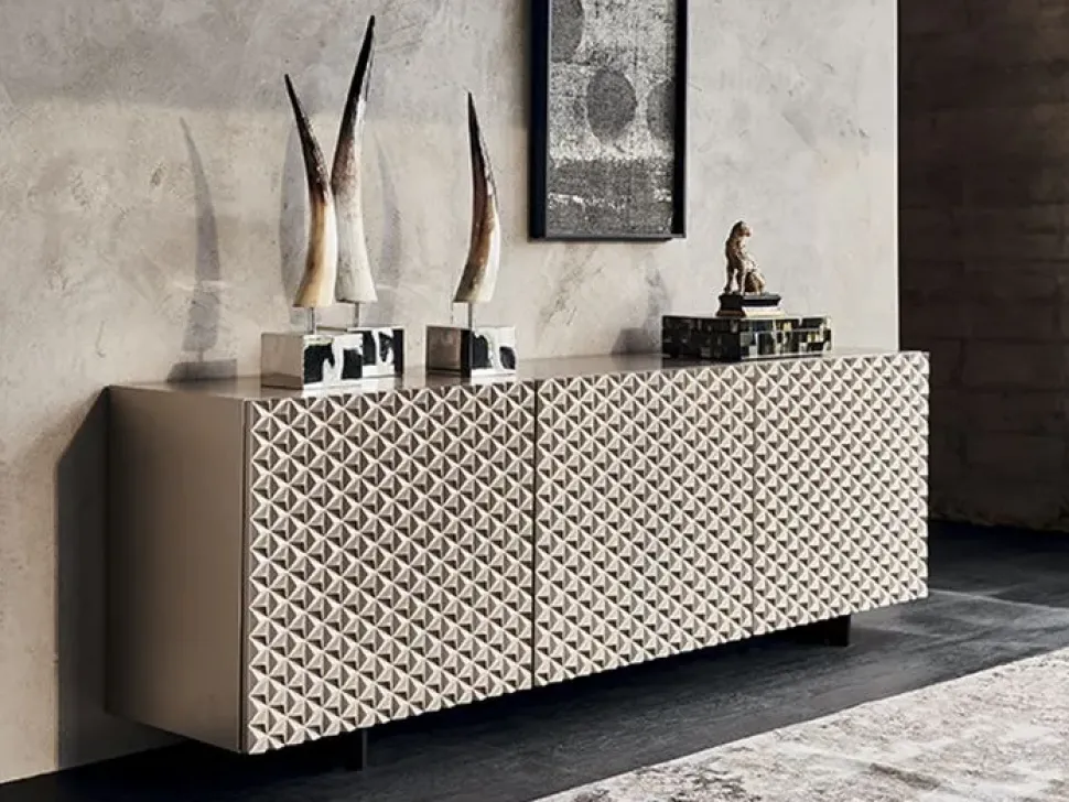 Scopri la Madia Royalton di Cattelan Italia a prezzi outlet!