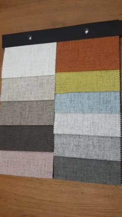 Scopri la Poltroncina Lala Mottes Selection in Tessuto a prezzo scontato!