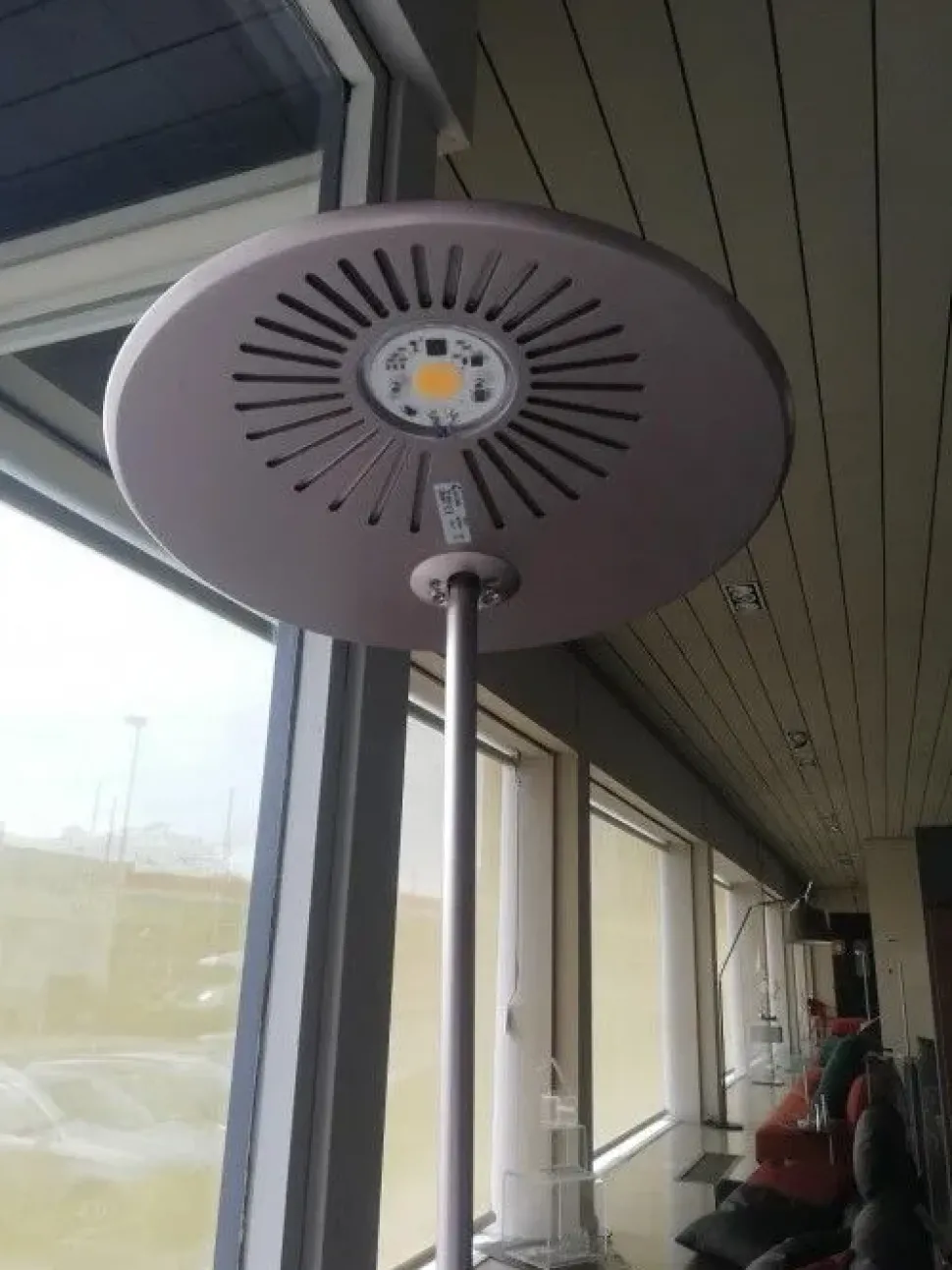 Scopri Lampada Luà di Minitallux, in OFFERTA OUTLET! Un'occasione imperdibile!