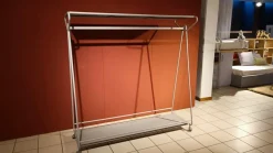 Scopri l'Appendiabiti Artigianale al prezzo scontato! Un design unico per arredare la tua casa.