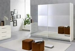 Scopri l'armadio Modello Jazz con ante scorrevoli a prezzo scontato del 50%!