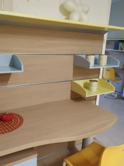 Scrittoio Zg Mobili con boiserie per arredare la tua cameretta a prezzi outlet.