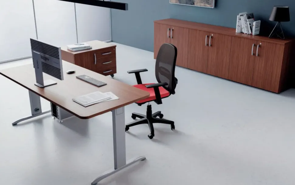 Scrivania direzionale in legno Ufficio completo derby a marchio Flycom a prezzi outlet