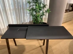 Scrivania direzionale Iren di Poltrona frau: richiedi ora il prezzo riservato