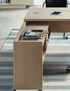 Scrivania direzionale modello Delta - composizione ufficio completo in legno ad un prezzo speciale