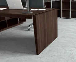 Scrivania direzionale modello Direzionale forma  Flycom in OFFERTA OUTLET