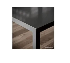 Scrivania direzionale Scrivania direzionale eos con mobili in vetro Flycom a prezzo scontato