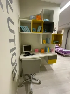 Scrivania modello Bianca Moretti compact in OFFERTA OUTLET