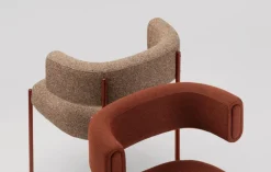 Sedia Amelie da soggiorno realizzata in tessuto scontata del 30%