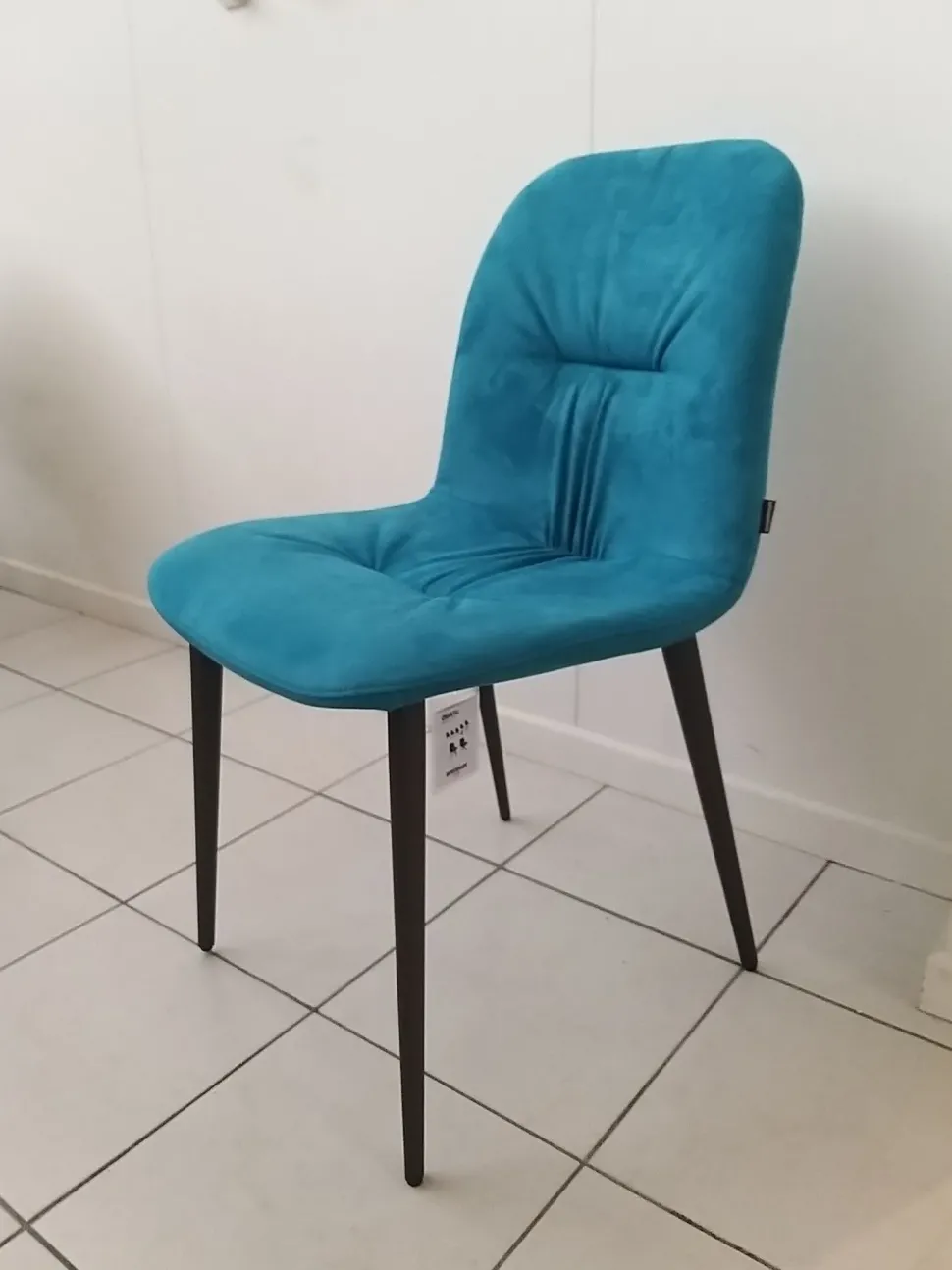 Sedia Chantal Bontempi: design moderno, scontata a prezzi outlet.