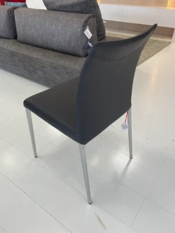 Sedia con braccioli Anna di Cattelan italia a prezzo ribassato