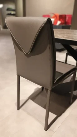 Sedia con schienale alto Set 4 sedie boys di Ozzio in Offerta Outlet