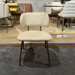 Sedia con schienale medio Futura  di Zamagna in Offerta Outlet