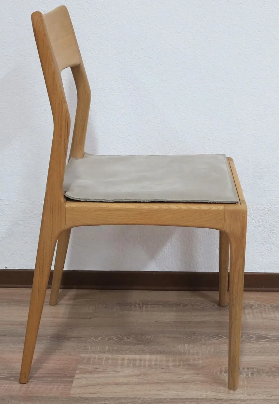 Sedia da cucina realizzata in legno V974 nice supernatural di Alta corte