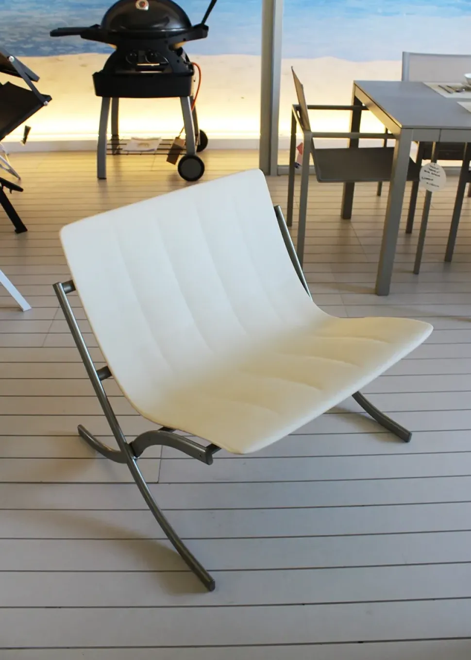 Sedia da giardino modello Barceloneta Serralunga a prezzo scontato