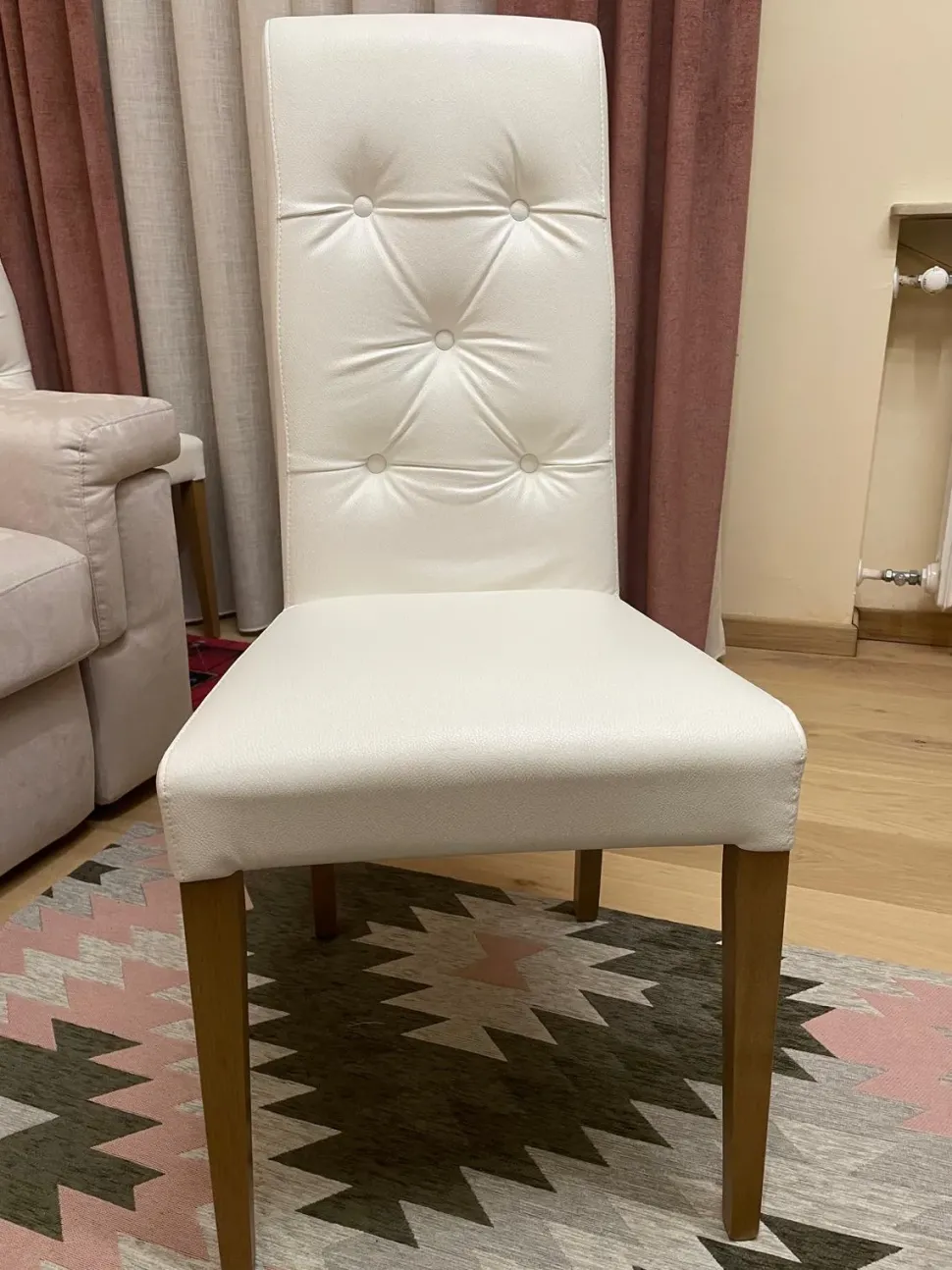 Sedia da soggiorno Bilia di Artigianale SCONTATA 31%