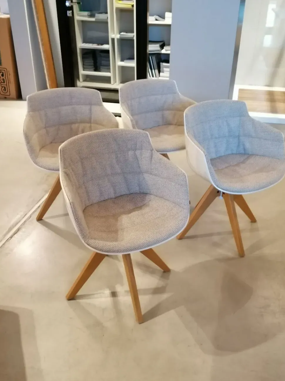 Sedia da soggiorno Flow arm rovere Mdf SCONTATA 40%