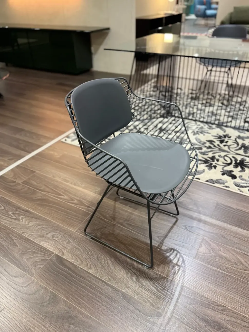 Sedia da soggiorno Flow filo di Mdf SCONTATA 35%