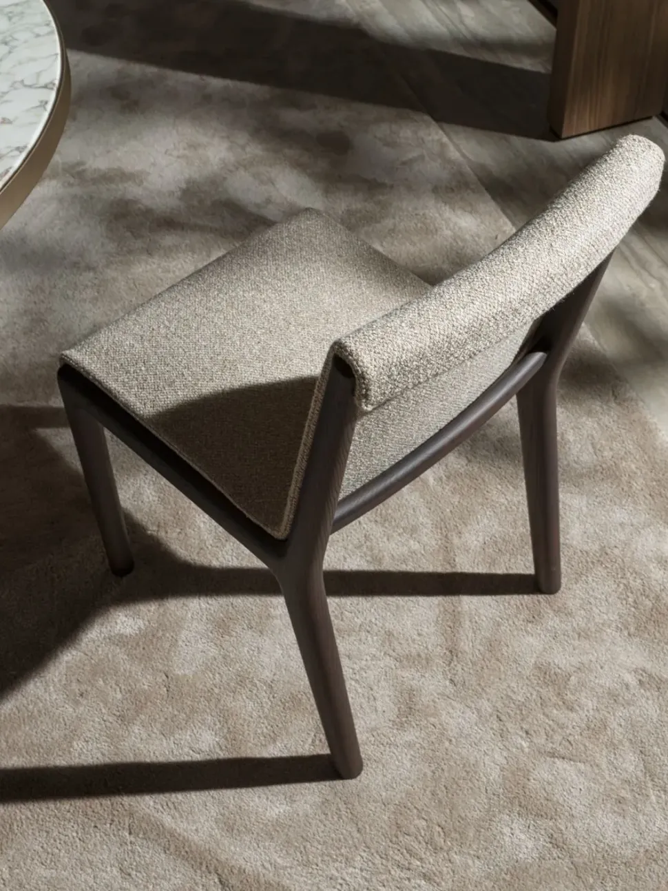 Sedia da soggiorno Janet Molteni & c a prezzo scontato