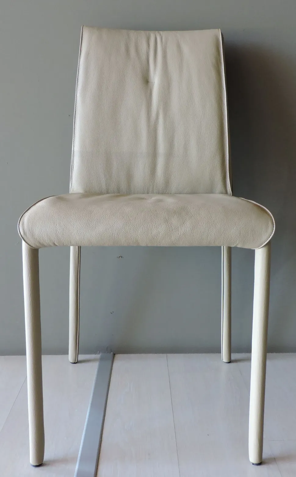 Sedia da soggiorno Kumari ap Artigianale a prezzo scontato