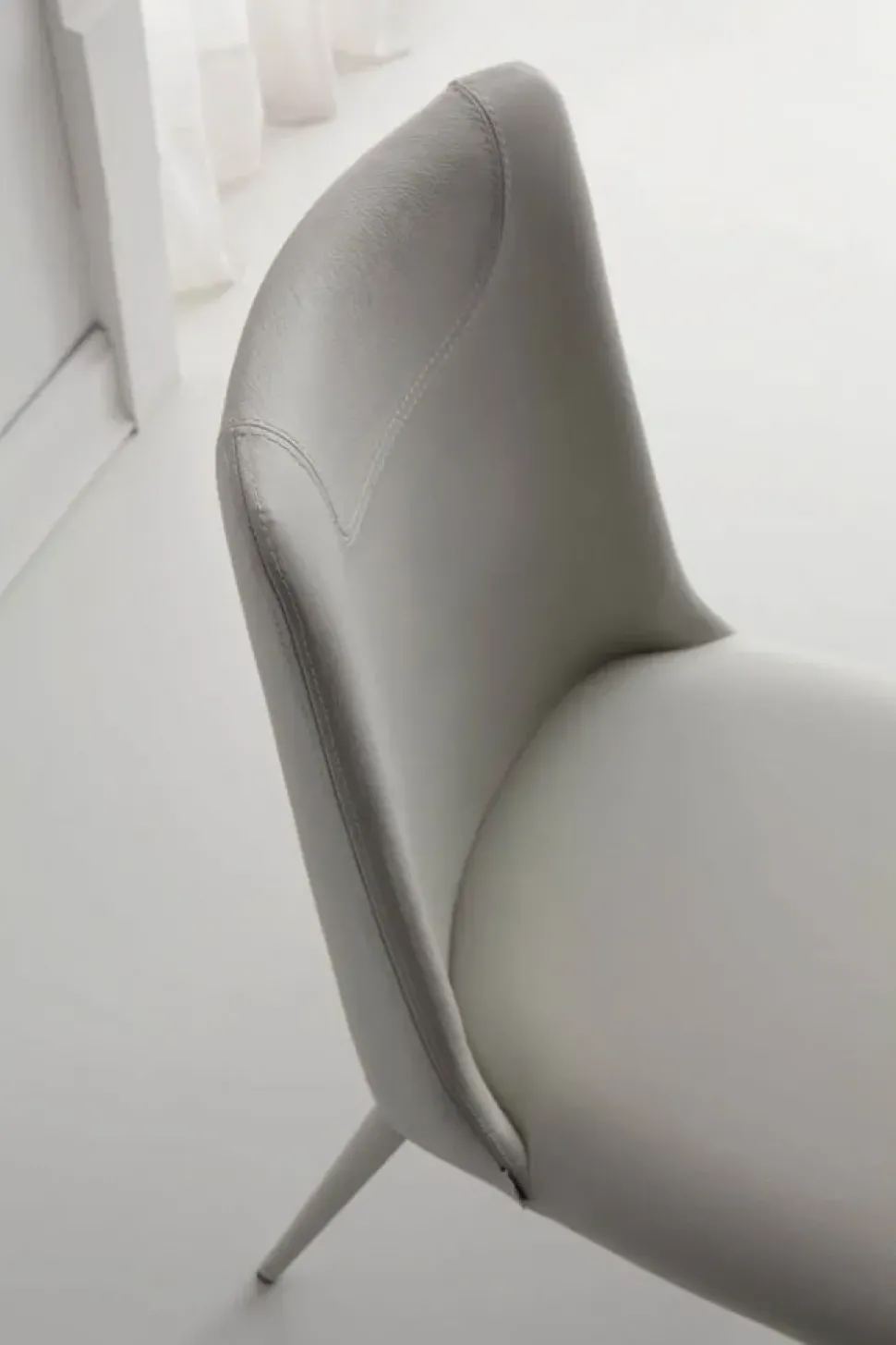 Sedia da soggiorno Sofia Ozzio a prezzo Outlet