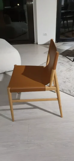 Sedia da soggiorno Voyage Porro a prezzo Outlet