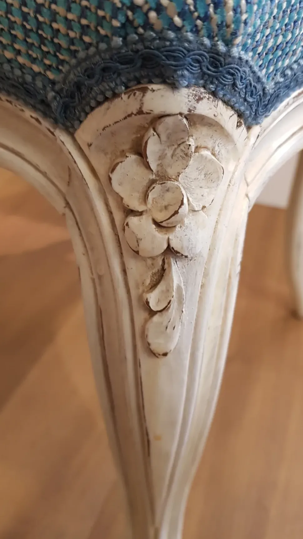 Sedia d'antiquariato in stile luigi xv a prezzo scontato