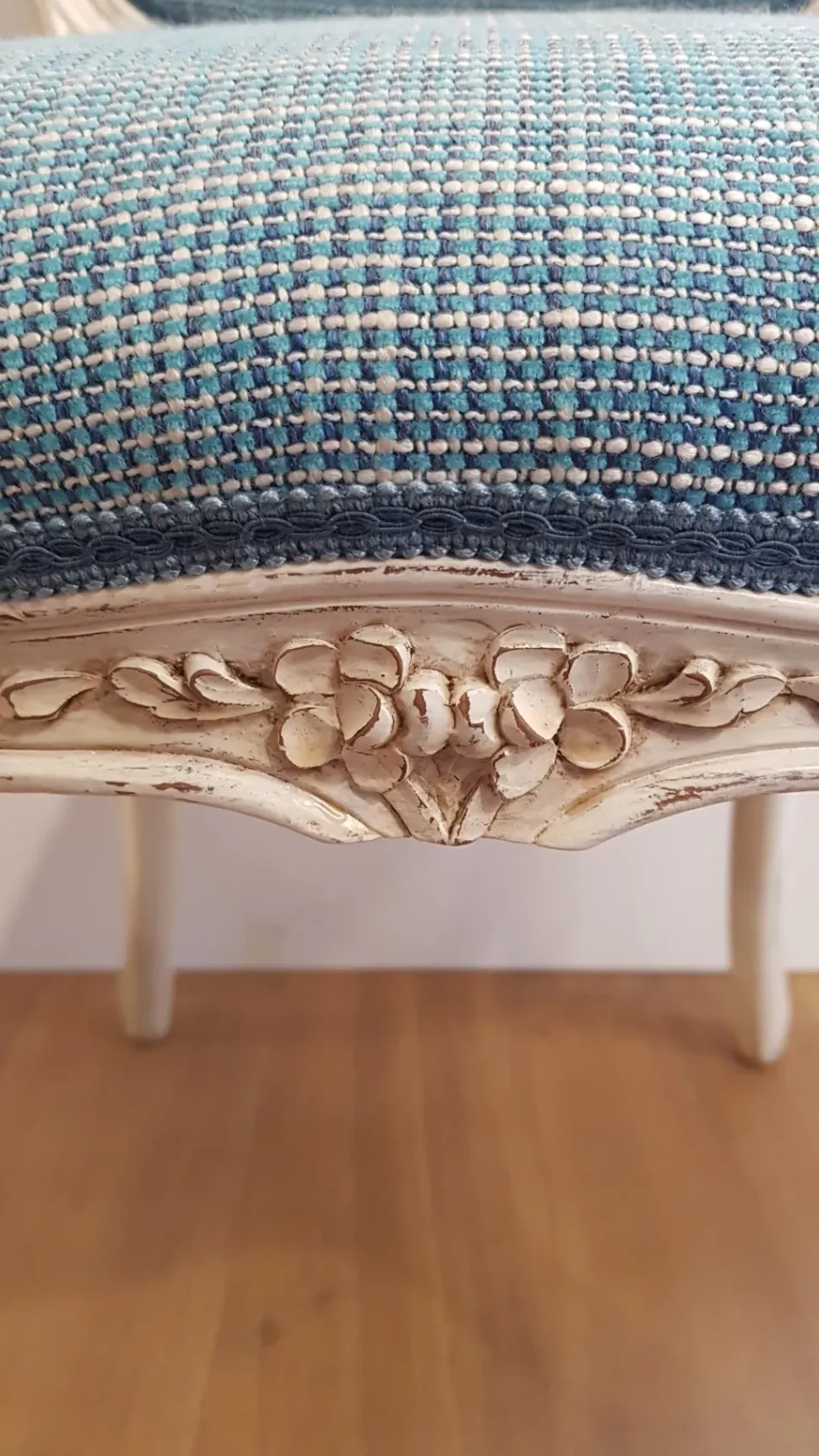 Sedia d'antiquariato in stile luigi xv a prezzo scontato