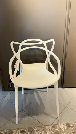 Sedia di Kartell modello Masters da soggiorno in offerta -28%