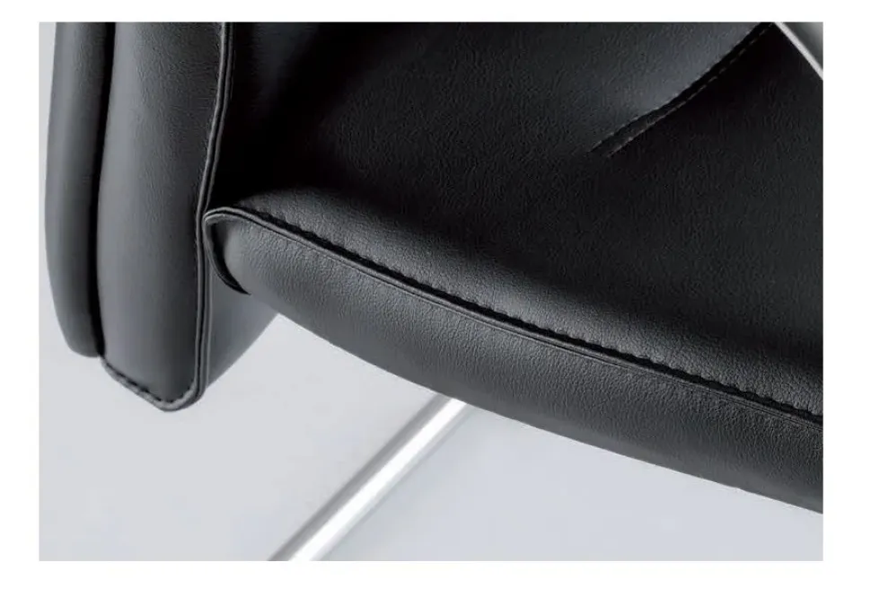 Sedia direzionale in ecopelle Sphera presidenziale a marchio Compir in offerta