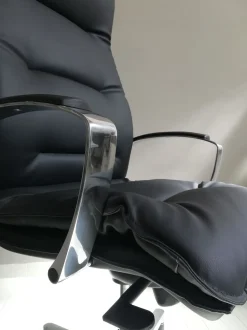 Sedia direzionale modello Formen direzionale Las mobili in OFFERTA OUTLET